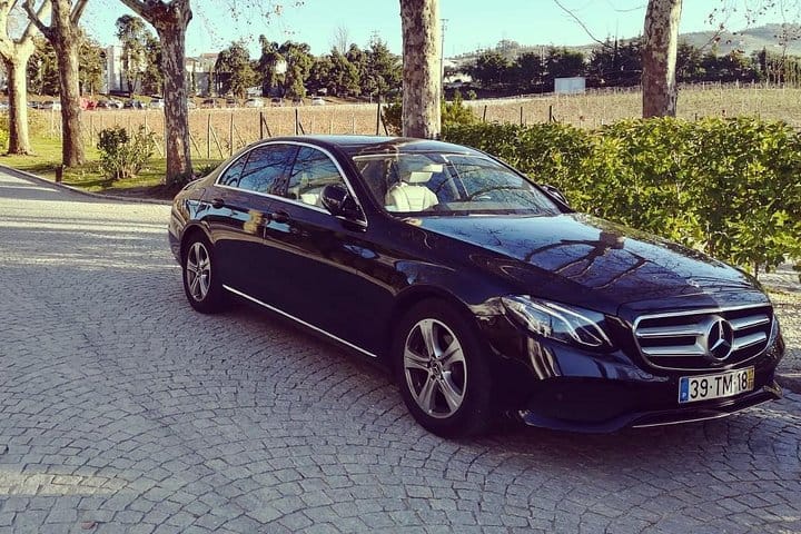 Transfer From Porto Airport to Porto City Hotels  7