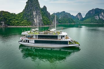 Halong Bay Full Day Tour with Kayaking and Swimming