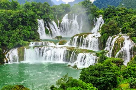 Adventure Tour: Ban Gioc Waterfall, Ba Be Lake & Ha Long Bay