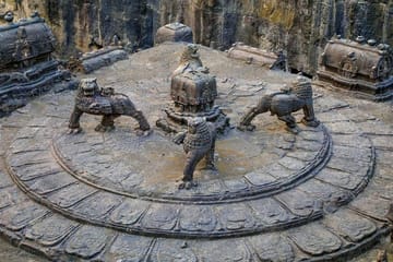 Ajanta Caves Discovery Tour from Aurangabad