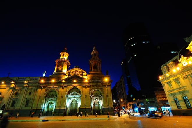 Private Night City Tour with San Cristobal Hill And Dinner Show