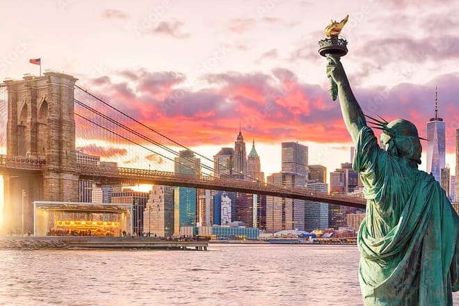 Valentines Dinner Cruise with the NYC Skyline Shared Experience