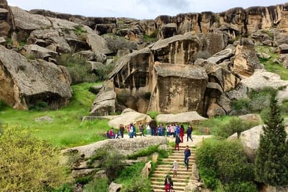 5 Nights Private Azerbaijan Tour From Baku to Sheki Highlights