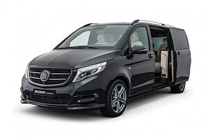 Arrival Private Transfer: Sofia Airport SOF to Sofia City in Luxury Van