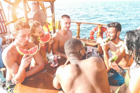 Luxurious Red Sea Sailing Adventure: Snorkeling at Ras Mohammad & White Island