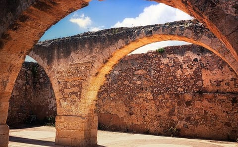 Cultural Heritage Tour of Chania and Gavalochori, Crete