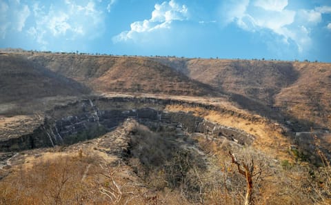 Heritage Tour of Temples and Caves in Maharashtra and Karnataka