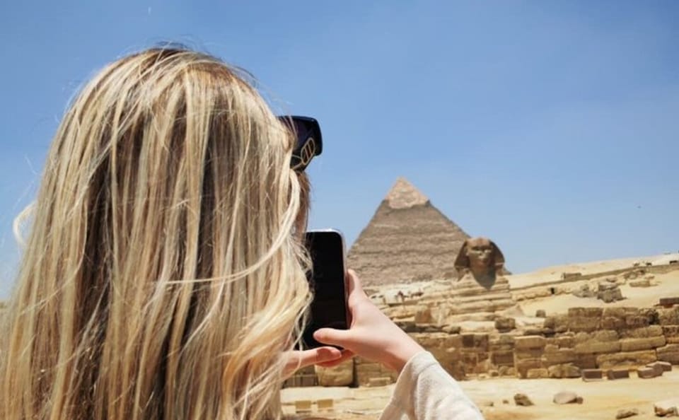 Grand Egyptian Museum and Giza Pyramids Tour with Lunch