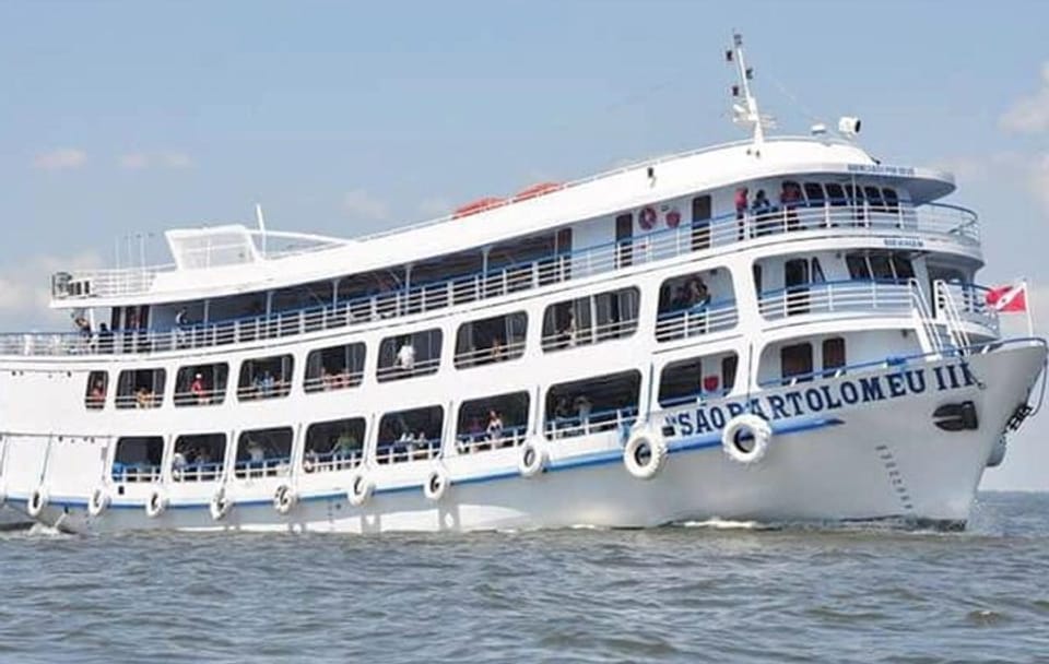 Three-Day Amazon Boat Tour from Manaus to Santarém