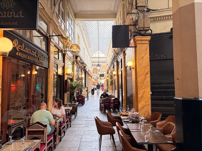 Private Covered Passages Tour Product and Guide Script