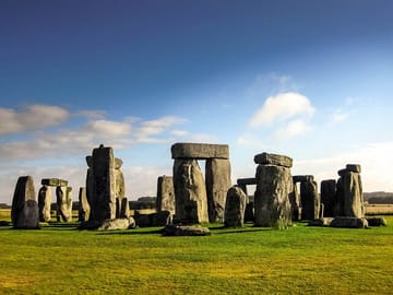 Private Day Trip to Windsor, Stonehenge and Bath from London