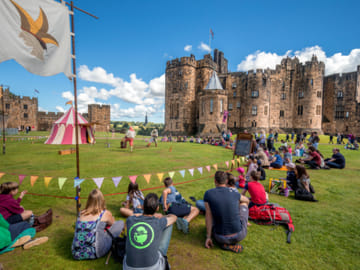 Alnwick Castle and the Borders from Edinburgh