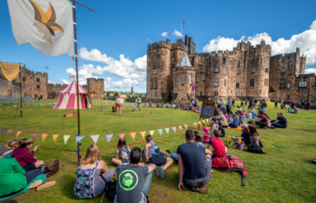 Alnwick Castle and Scottish Borders Day Trip from Edinburgh