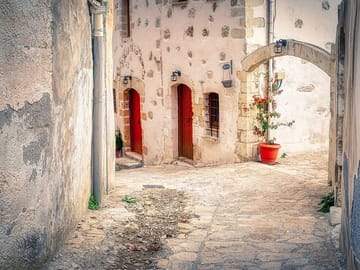 Private Tour of Cretan Villages: Almyrida and Gavalochori