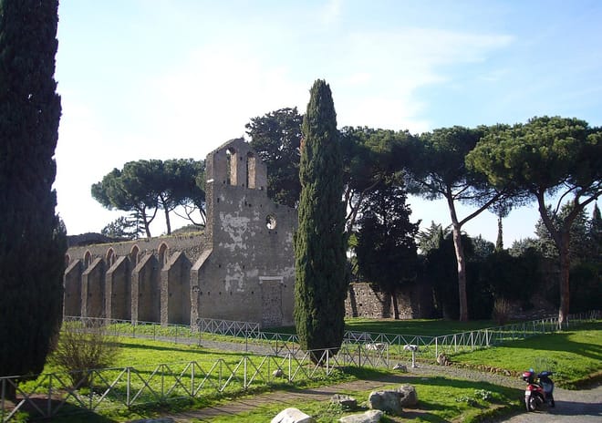 Rome Kids friendly Guided Tour upon the Walls and Undergrounds