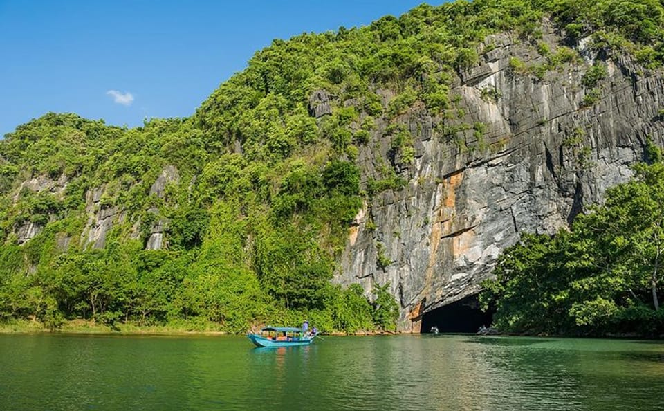 7-Day Adventure Tour from Hanoi to Hoi An, Vietnam