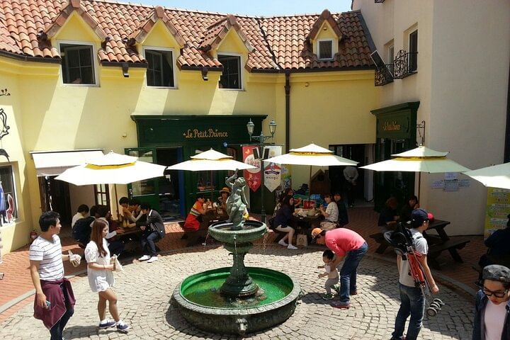 Private Tour including Nami Island with attractions in Seoul