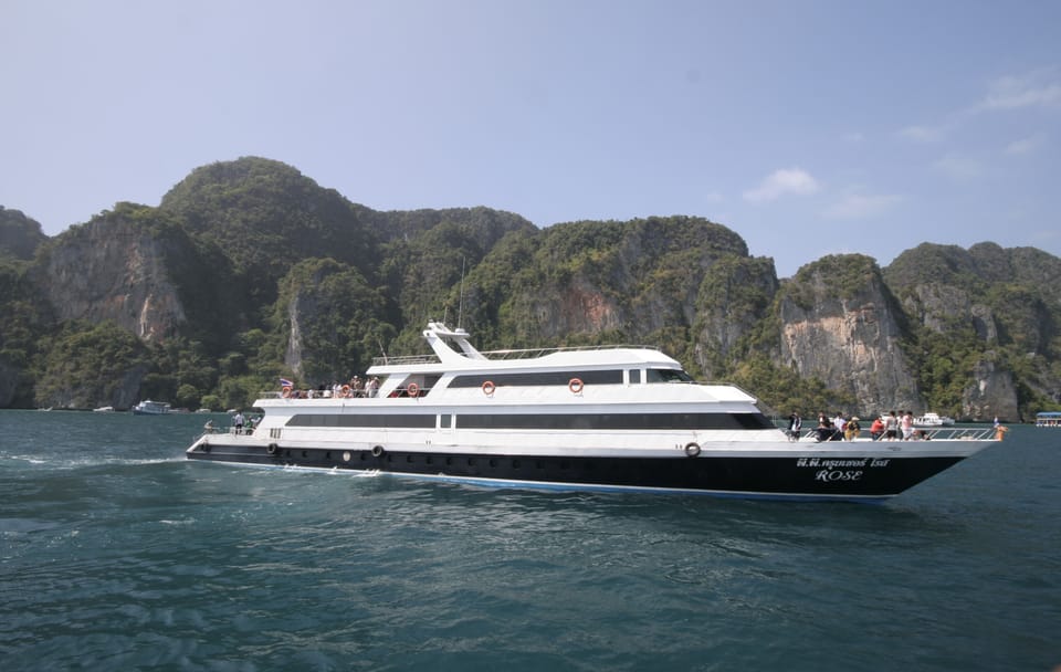 Phi Phi Island Tour by Cruise