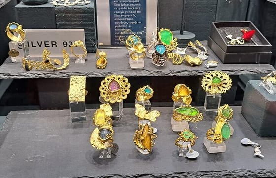 Private Guided Tour to Knossos Palace&Shopping in Heraklion City