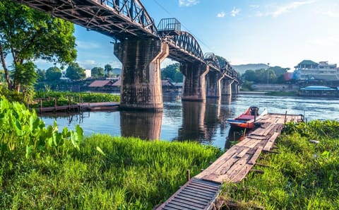 Private Culinary Tour of Bangkok and Kanchanaburi