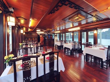 Boutique Bai Tu Long Bay Cruises 2 Days Tour Transfer from Hanoi