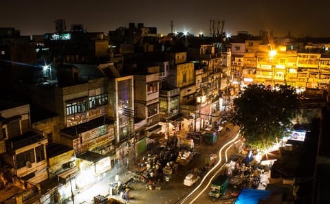 Private Street Shopping Tour in Chandni Chowk, New Delhi
