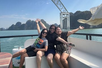 Halong Bay Day Tour By 5-Star Cruise, Buffet, Caves, Pool & Kayak