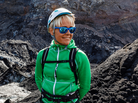 Chat with a Midgard Travel Expert