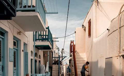 Sunset Walking Tour of Mykonos Town Highlights