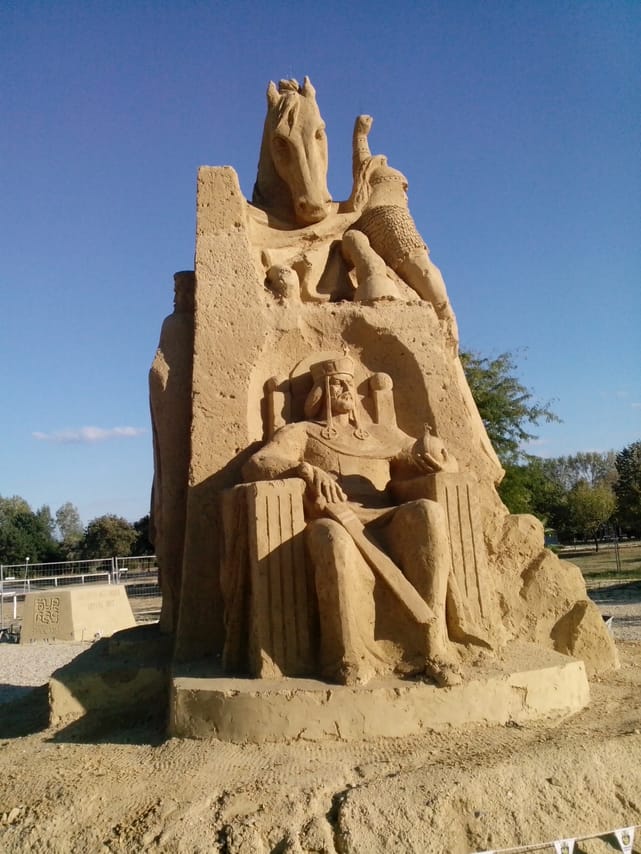 Self-Guided Sand Festival in Burgas 2