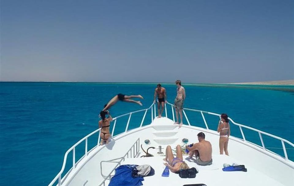 Snorkeling and Relaxation Tour to Orange Island from Hurghada