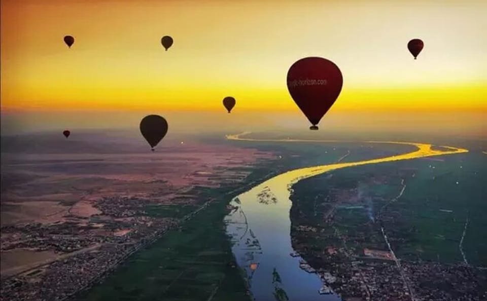 Private Luxor Overnight Tour with Hot Air Balloon from Hurghada