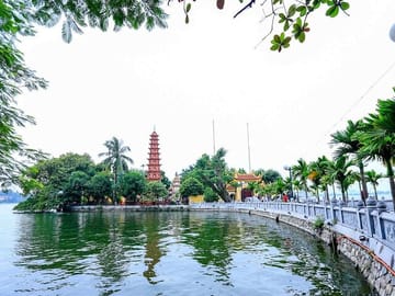 Full Day Hanoi City Tour with Lunch and Limousine