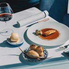 Dubai’s Burj Al Arab Dine & Unwind ( Your choice of the Finest Restaurant  Al Iwan – Al Muntaha or Al Mahara )