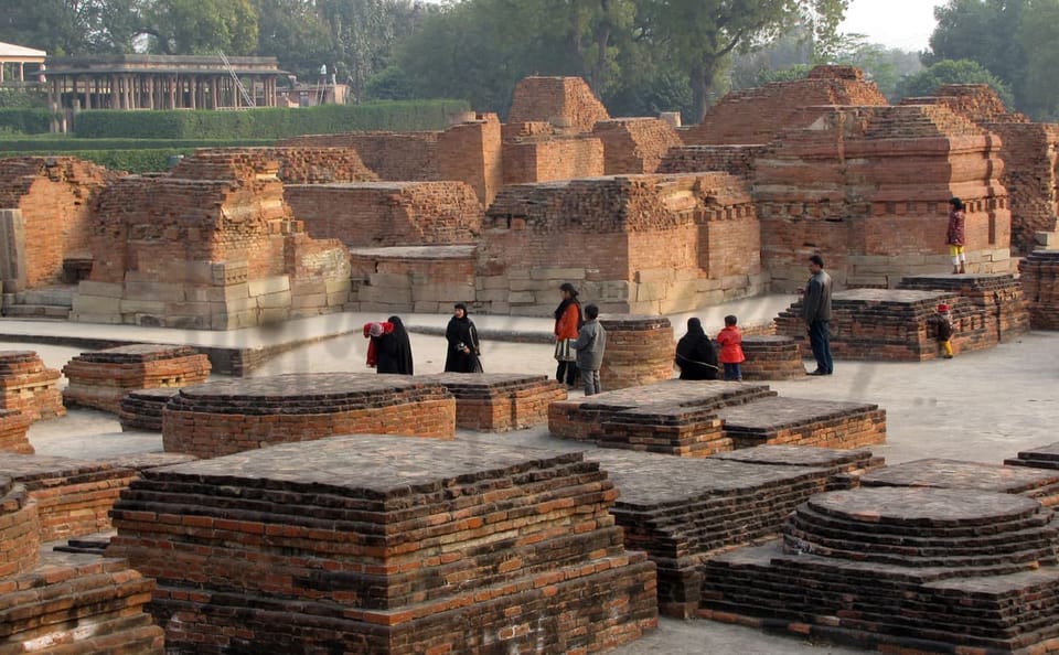 Cultural and Spiritual Tour of Delhi, Agra, and Ayodhya
