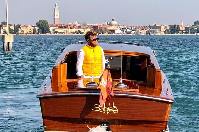 Private LimoBoat Tour Murano Burano and Torcello 8