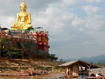 Chiang Rai, Golden Triangle and Long Neck Karen