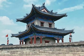 Xi'an Terracotta Warriors and City Wall Exploration Tour