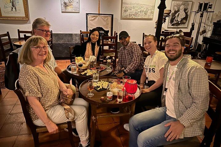 Evening Bites and Drinks Walk Eat and Sip Like a Local