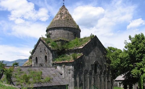 Private Walking Tour of Haghpat and Sanahin from Tbilisi