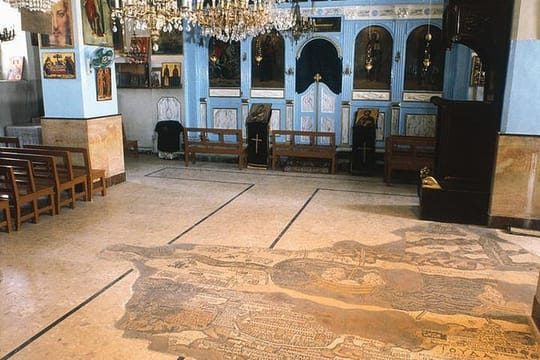 Private Half Day Tour to Madaba and Mount Nebo from Amman