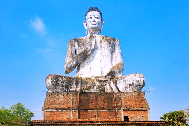 Private Battambang Full-Day Tuk-Tuk Tour with Bamboo Train & Bat Cave photo 5