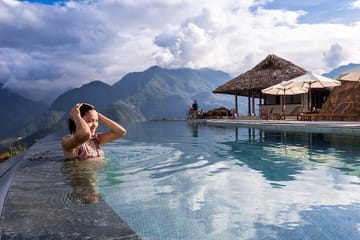 Luxury SAPA Biking Tour 2 days 1 night with Topas Ecolodge