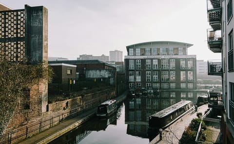 Birmingham City Tour: Explore Culture and History in 5 Hours