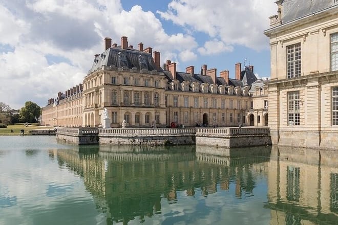 Private Half Day Trip From Paris to Fontainebleau