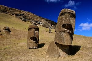 7-Day Santiago & Easter Island Tour 