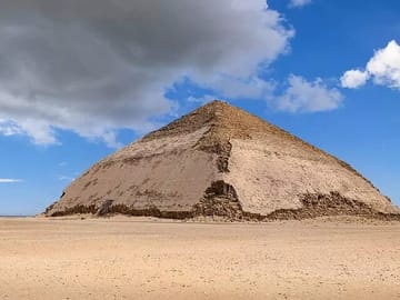 Saqqara, Memphis & Dahshur Pyramids Day Tour