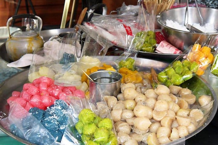 Explore Bangkok Chinatown’s Street Food – Private Walking Tour 8