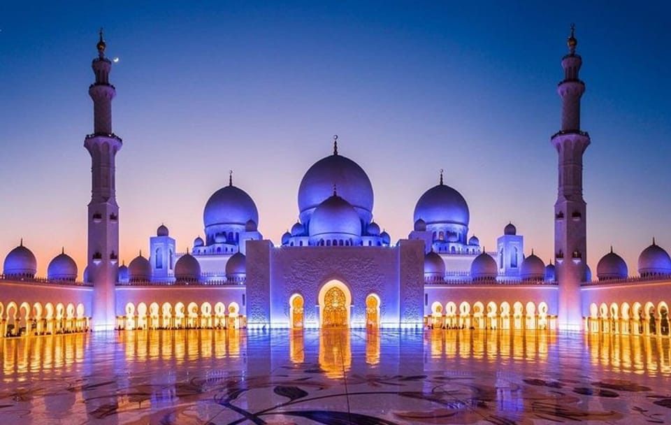 Abu Dhabi city tour  with  Grand Mosque and Louvre museum Visit