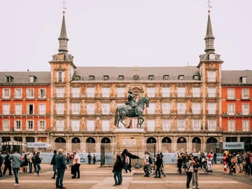 Professional Photography Session at Plaza Mayor in Madrid